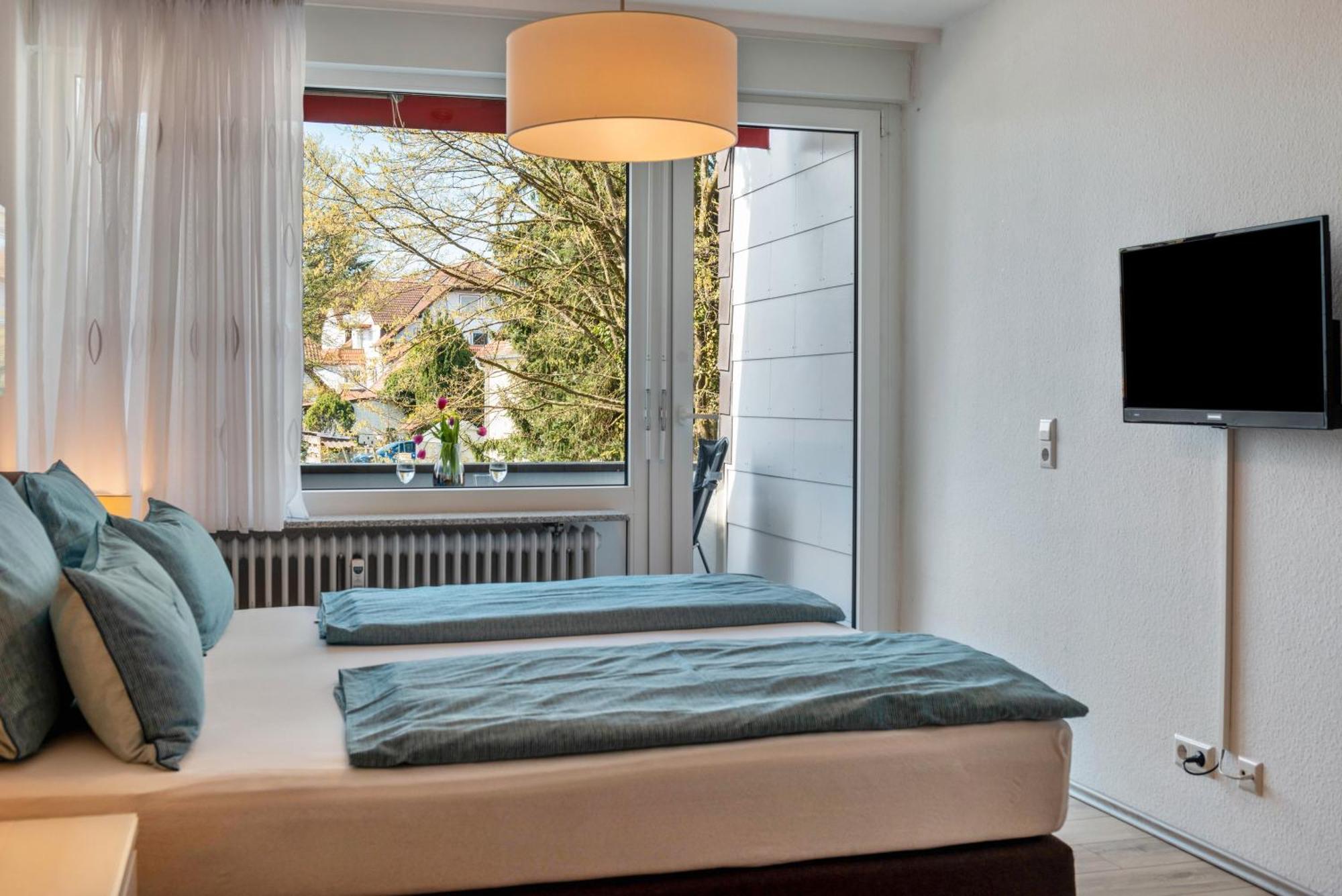 Ferienwohnung Am Weiher Meersburg Luaran gambar